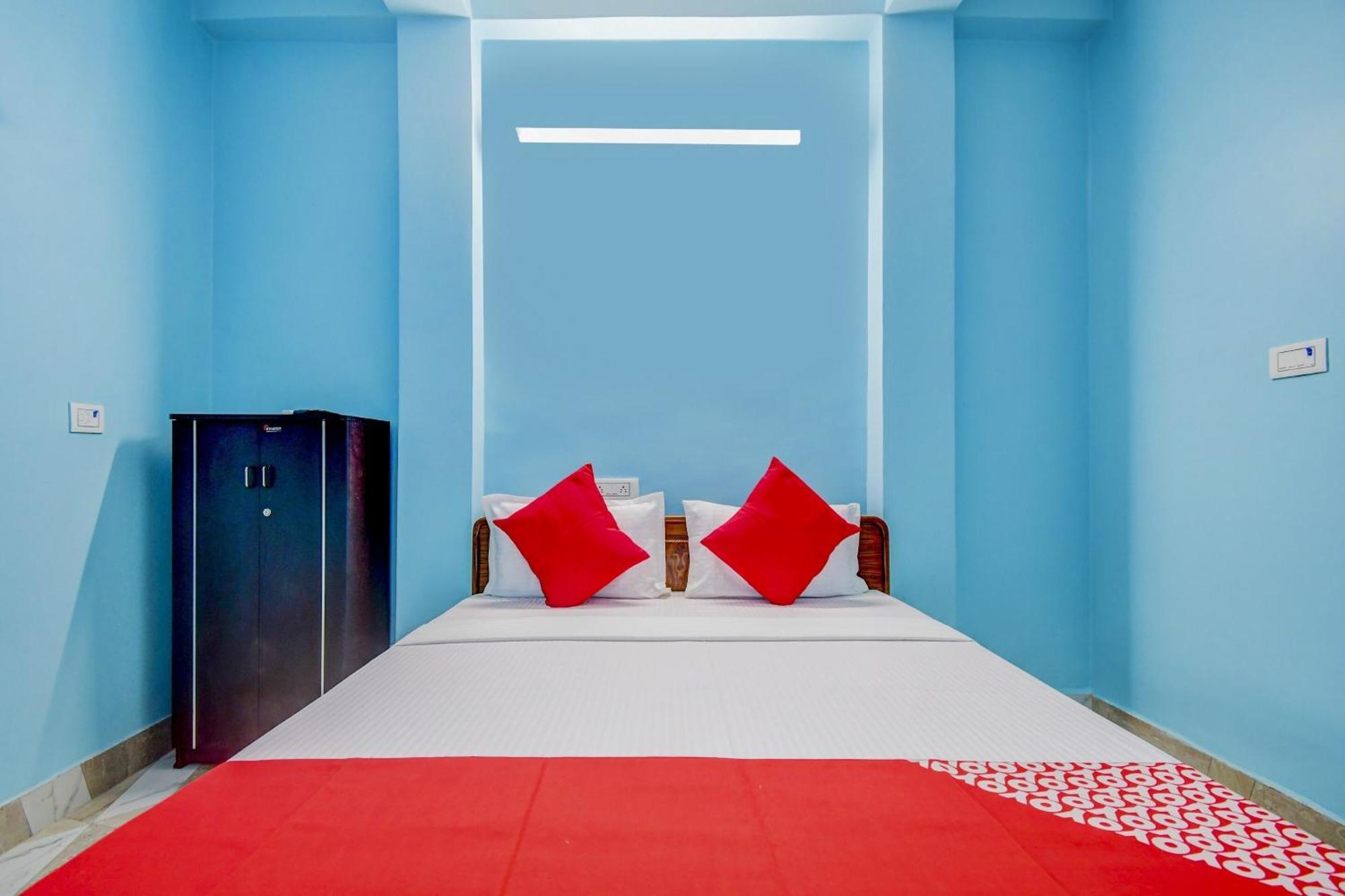 Hotel O Blue Rose Kolkata